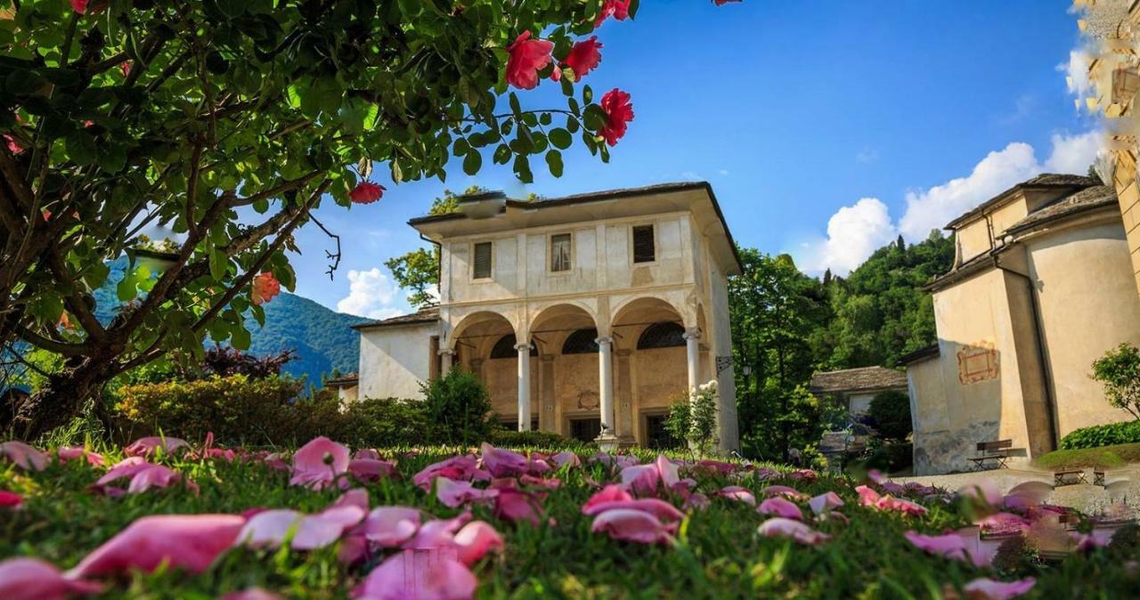Al Vicolo Del Gallo Varallo Exterior photo